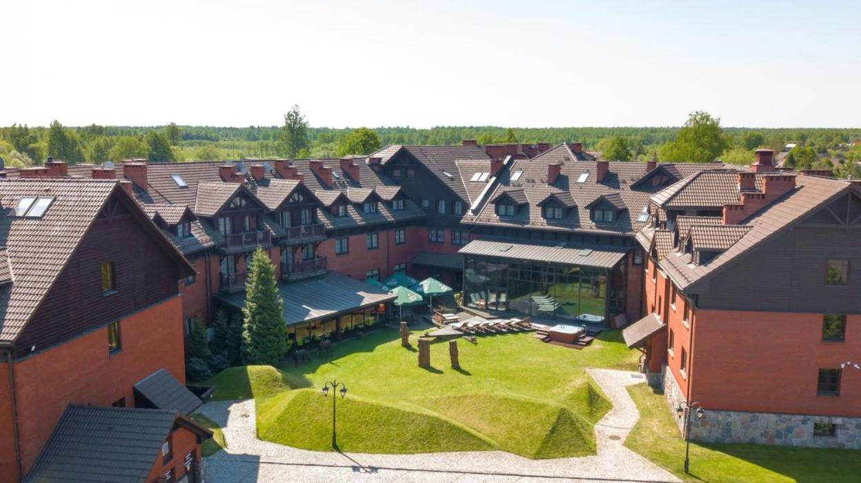 Hotel Zubrowka Spa & Wellness Bialowieza Bagian luar foto