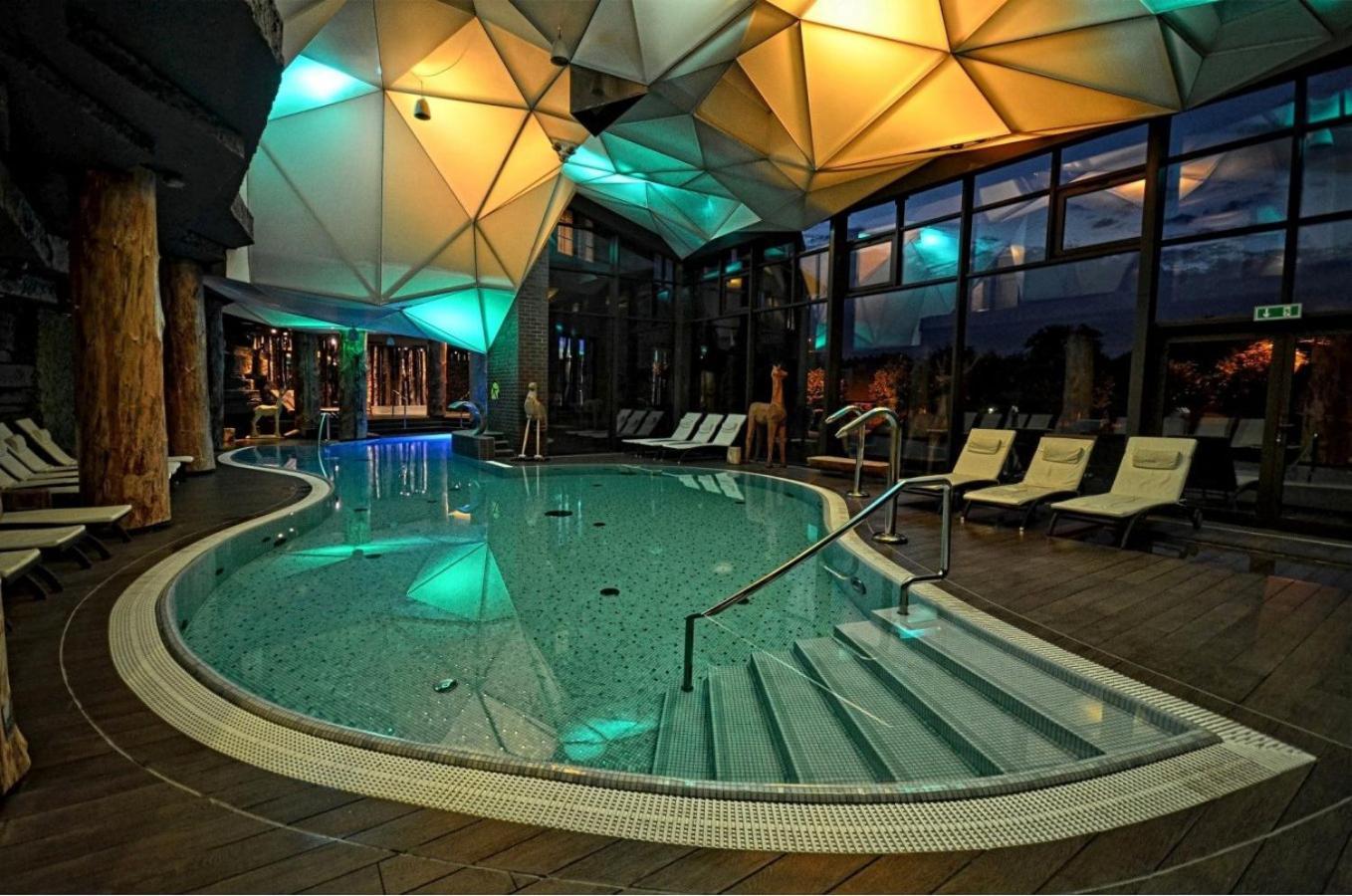 Hotel Zubrowka Spa & Wellness Bialowieza Bagian luar foto