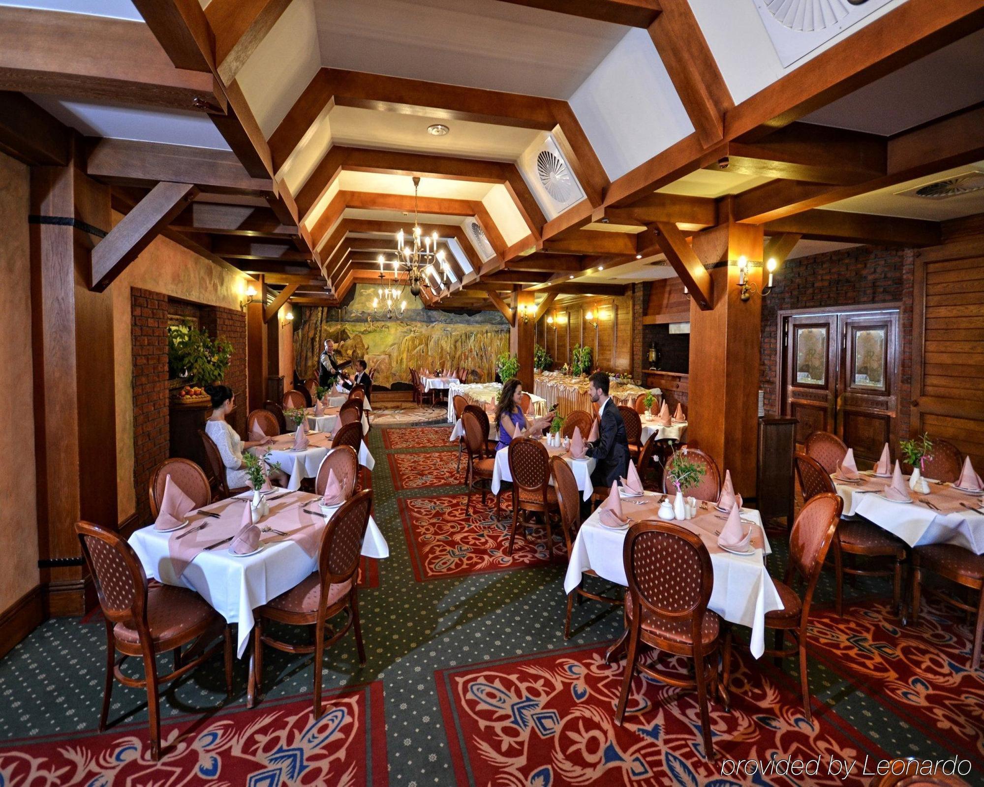 Hotel Zubrowka Spa & Wellness Bialowieza Bagian luar foto