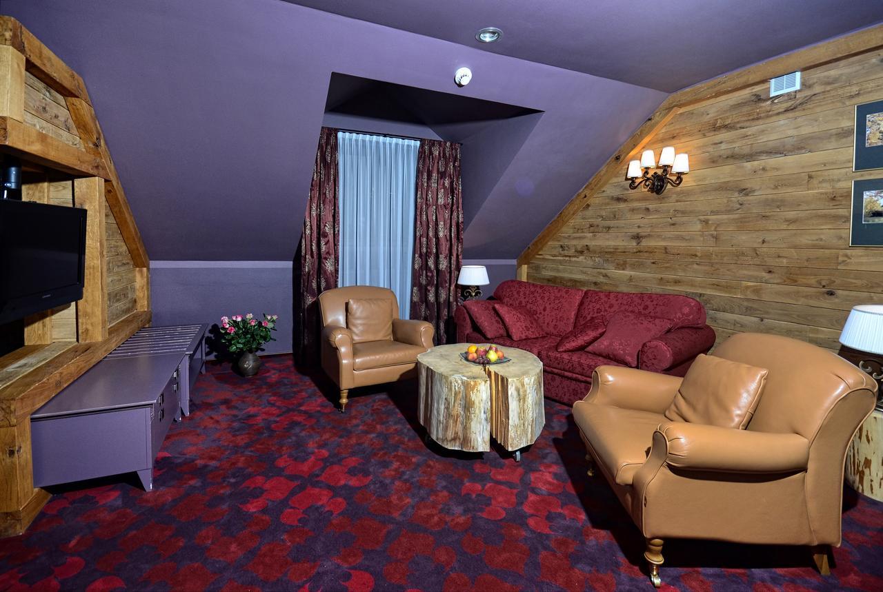 Hotel Zubrowka Spa & Wellness Bialowieza Bagian luar foto